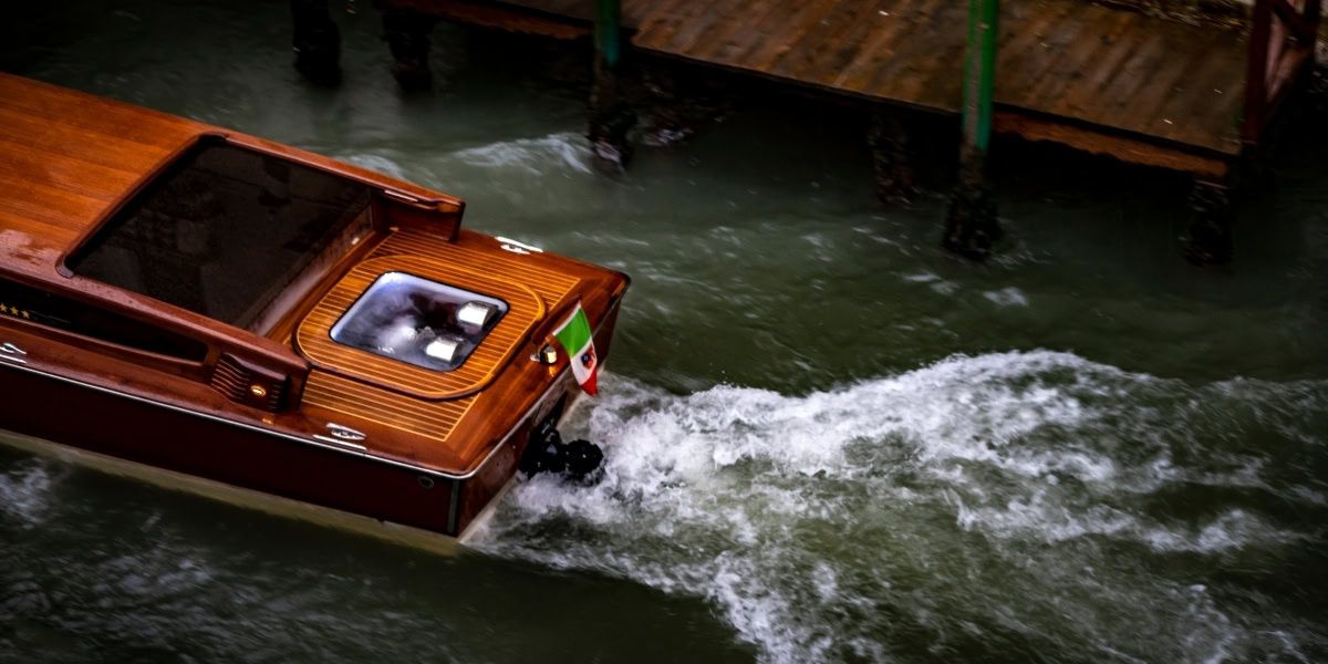 Luxury private water taxi on Venice Grand Canal